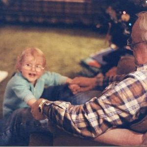 Meet your Posher, Joni